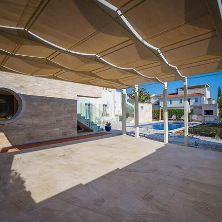 Melita In Vabriga - Haus Fuer 6 Personen Tar-Vabriga