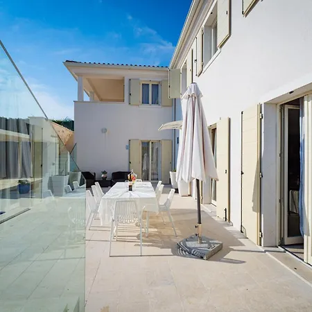 Melita In Vabriga - Haus Fuer 6 Personen Villa *